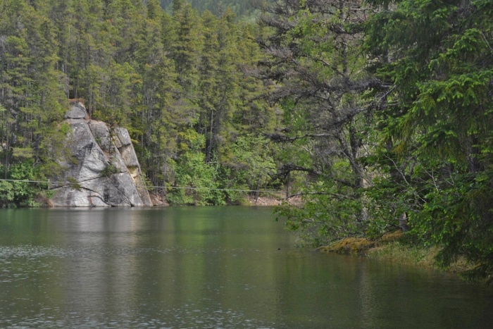 Lower Dewey Lake Trail